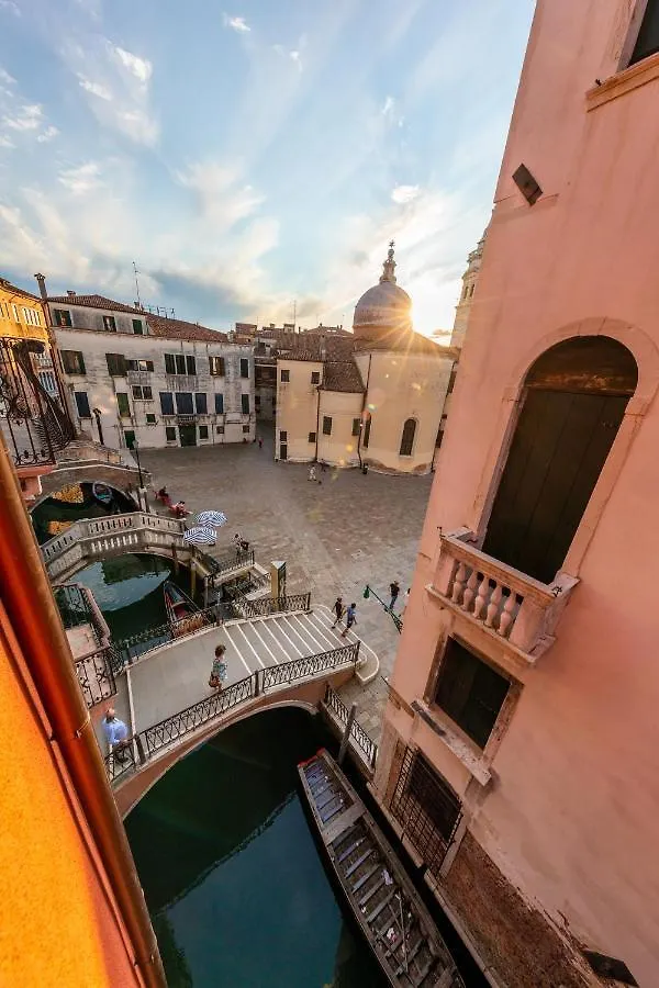 게스트하우스 La Veneziana Boutique Rooms